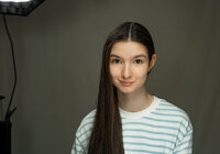 LKG-390, Elizabeth, 20, Rosja
